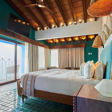 Hotel Luxury Patio Azul (Adults Only) ปูแอร์โตบาญาร์ตา ภายนอก รูปภาพ Suite at the Hotel Habitas