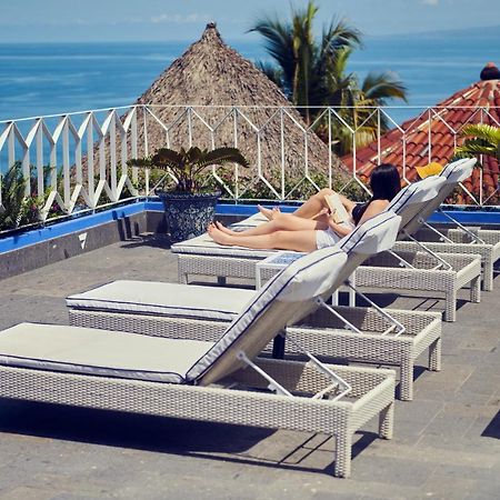 Hotel Luxury Patio Azul (Adults Only) ปูแอร์โตบาญาร์ตา ภายนอก รูปภาพ Rooftop pool at the Hotel