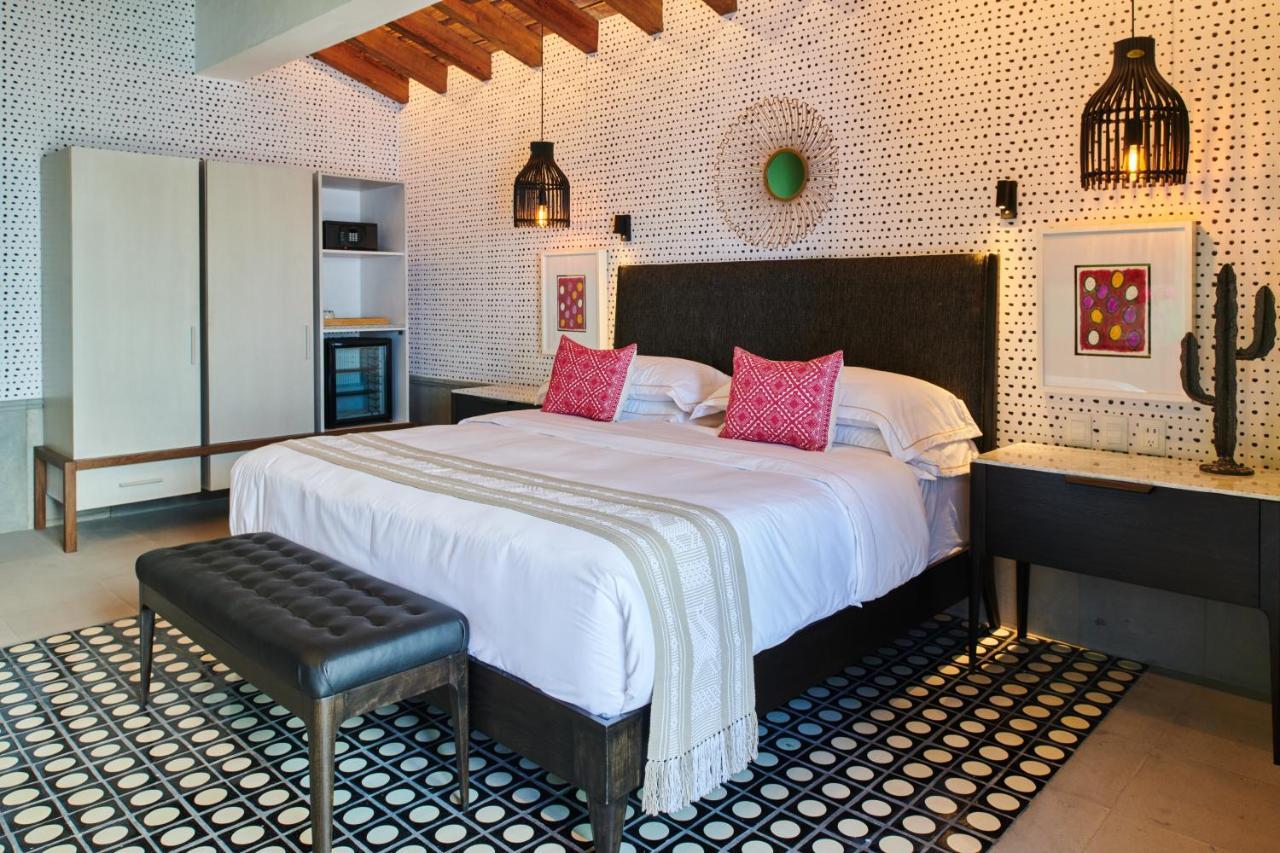 Hotel Luxury Patio Azul (Adults Only) ปูแอร์โตบาญาร์ตา ภายนอก รูปภาพ A bedroom at the hotel