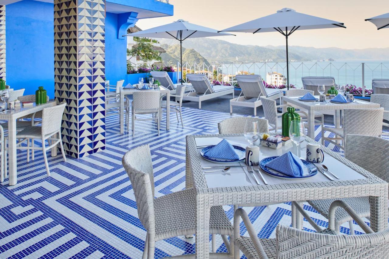 Hotel Luxury Patio Azul (Adults Only) ปูแอร์โตบาญาร์ตา ภายนอก รูปภาพ The rooftop bar at the hotel